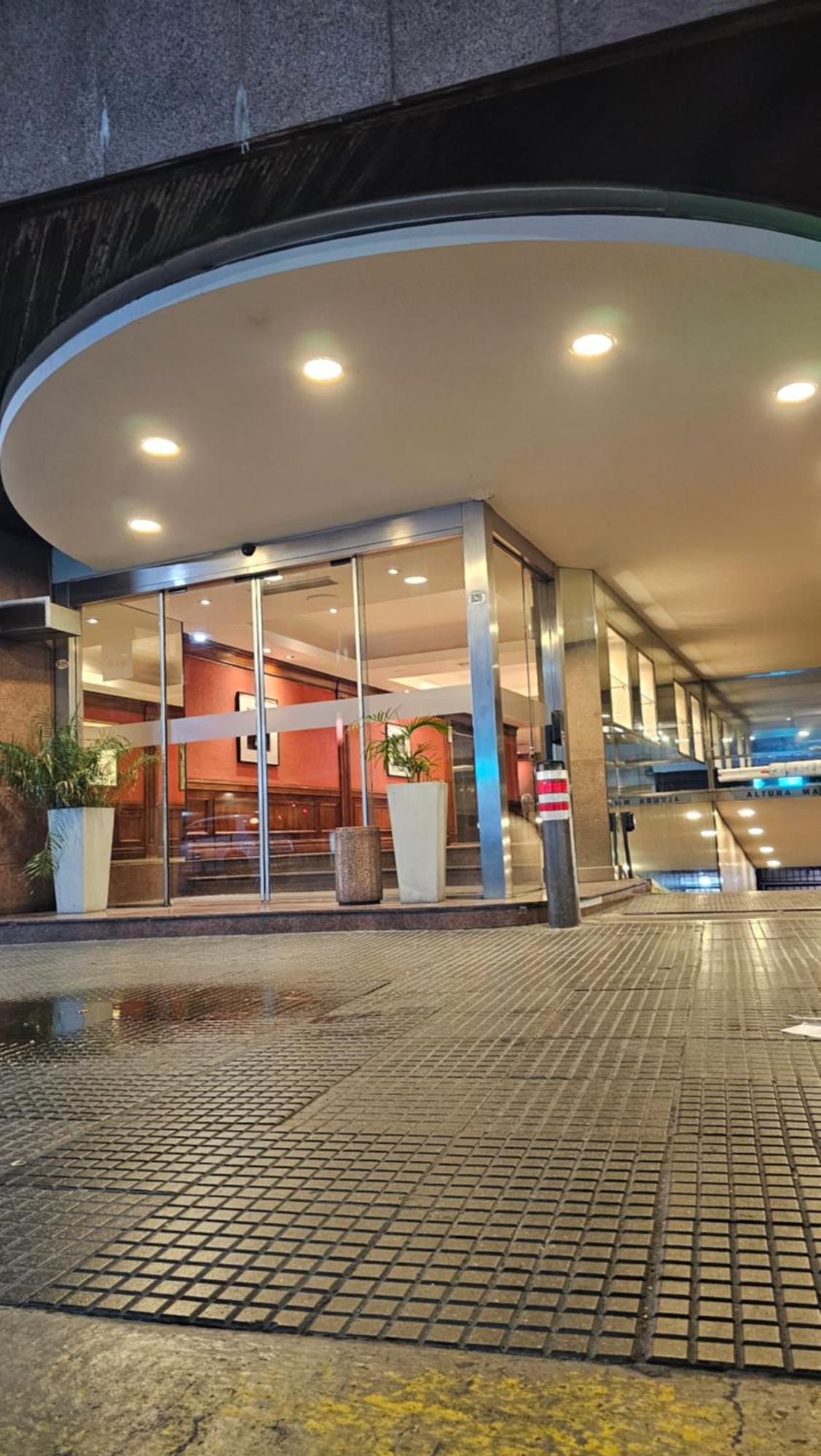 Departamento En Microcentro A Pasos Del Obelisco Apartment Buenos Aires Ngoại thất bức ảnh
